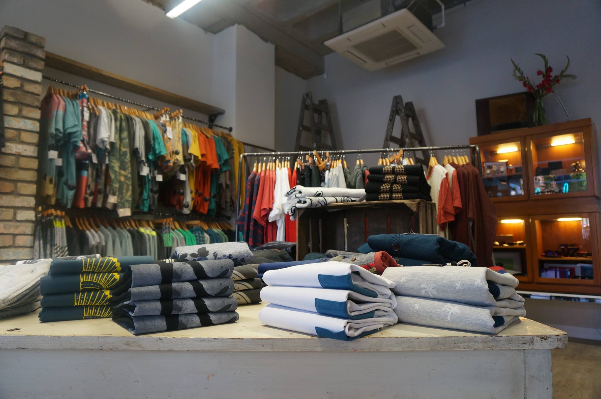 Raglan Clothing and Coffeeshop Fit-Out